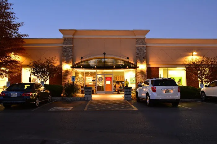 Nashville Veterinary Specialists + Animal Emergency Picture 2