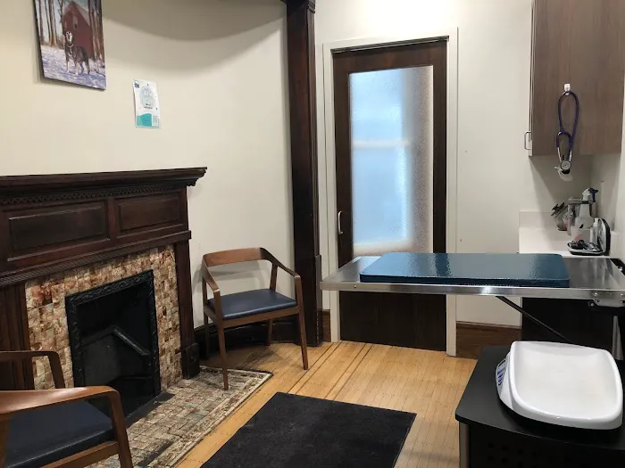 Uptown Veterinarian Picture 2
