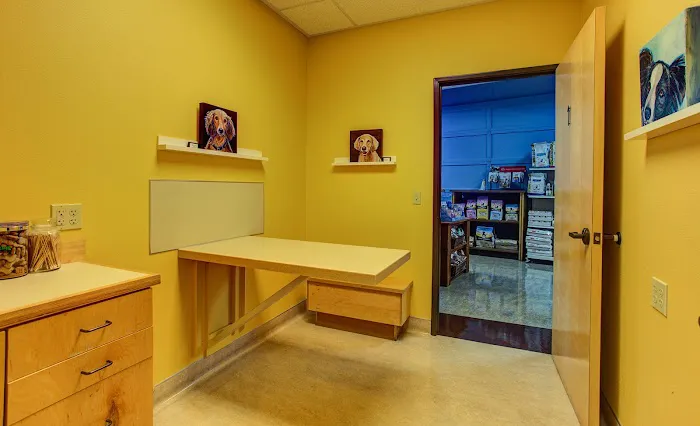Northwest Neighborhood Veterinary Hospital Picture 5
