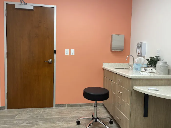 Fetch Specialty & Emergency Veterinary Centers - Greenville, SC Picture 9