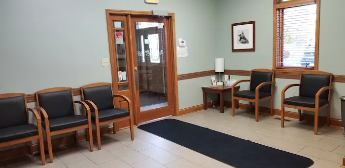 Noah's Stop 11 Animal Hospital Picture 7