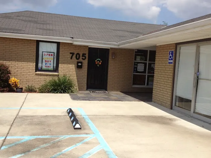CHALMETTE PET WELLNESS Picture 5