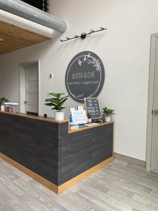 Dexter and Evie Veterinary Clinic + Urgent Care Picture 3