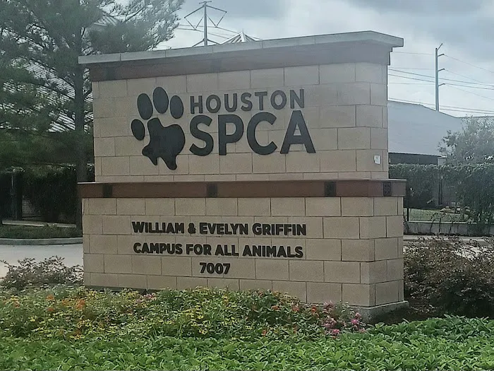 Houston SPCA's Wildlife Center Picture 5