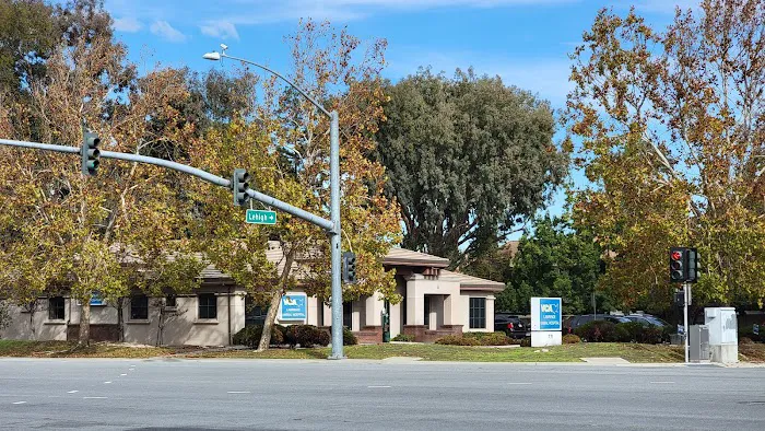 VCA Lawrence Animal Hospital Picture 4