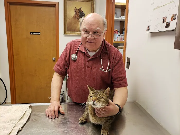 Eastside Veterinary Hospital Picture 5