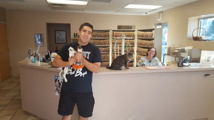 Royal Oak Animal Hospital Picture 5