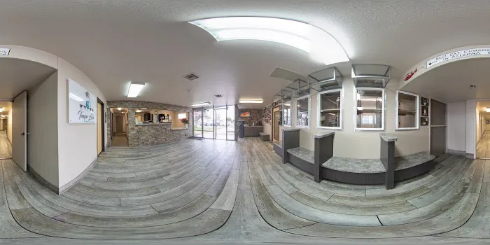 Tempe Lake Veterinary Clinic & Pet Resort Picture 9
