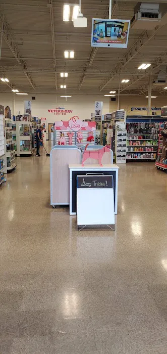 PetSmart Veterinary Services - Las Vegas (McCarran Mkt P) Picture 4