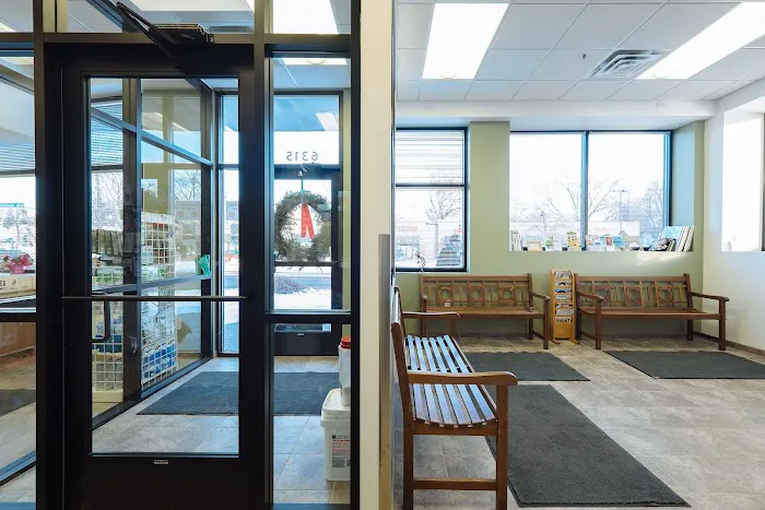 Oak Knoll Animal Hospital Picture 2