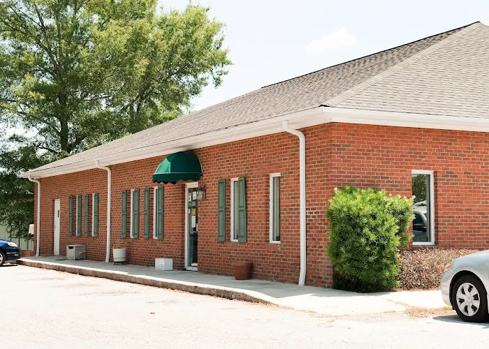 Friarsgate-Ballentine Animal Hospital Picture 4
