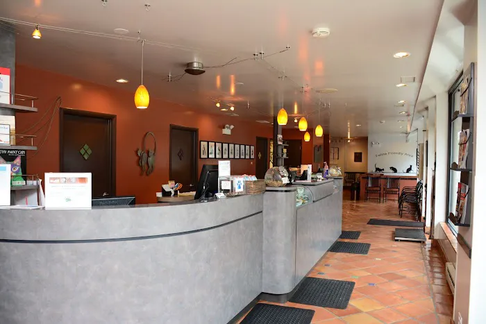 Family Pet Animal Hospital, A Thrive Pet Healthcare Partner Picture 1