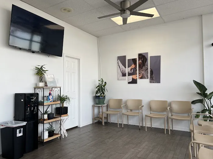West Texas Cimarron Canyon Veterinary Clinic Picture 4