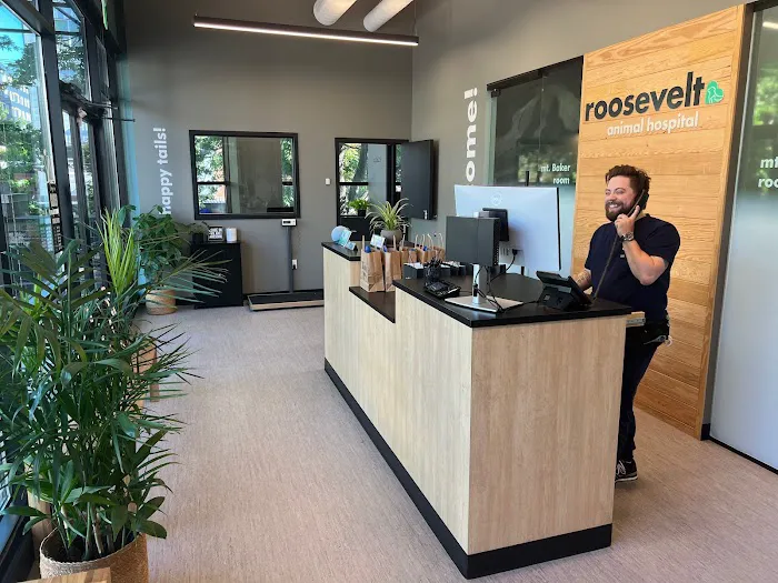Roosevelt Animal Hospital Picture 8