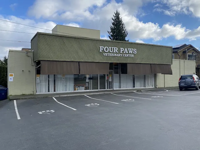 Four Paws Veterinary Center Picture 3