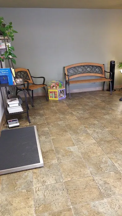 Four Paws Veterinary Center Picture 9