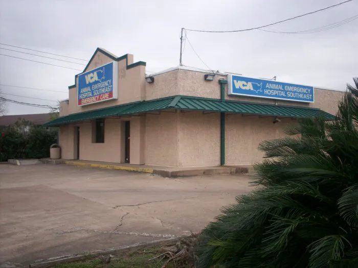 VCA Animal Emergency Hospital Southeast Picture 4