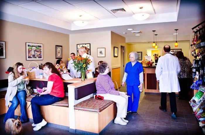 Pet Care Veterinary Hospital Picture 6