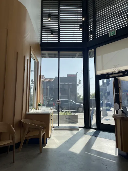 Modern Animal - La Brea Picture 6
