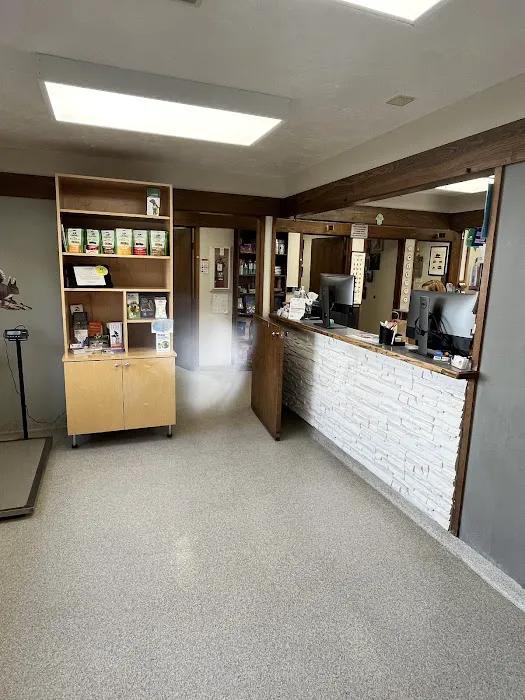 West Valley Pet Clinic Picture 2
