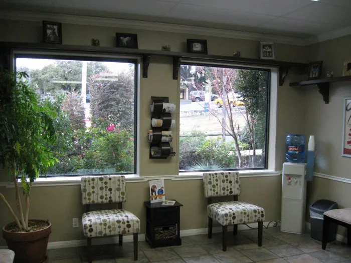 VCA Northwest Hills Animal Hospital Picture 2