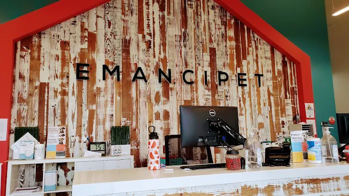 Emancipet Picture 1
