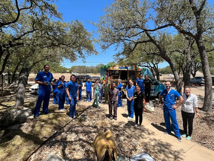 BEEVET Animal Hospital Picture 6