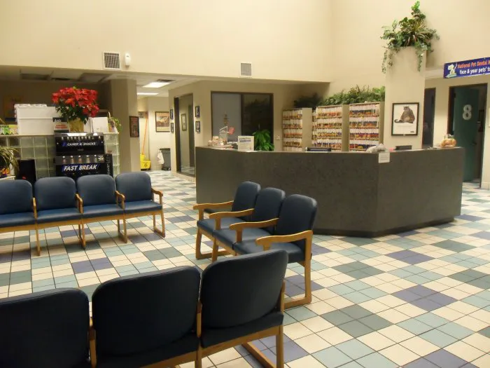 VCA Metroplex Animal Hospital & Pet Lodge Picture 1