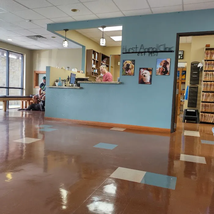 Hurst Animal Clinic Picture 4
