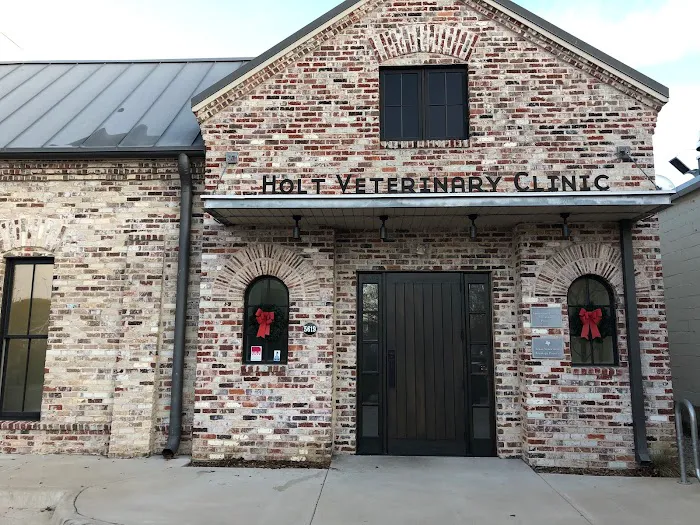 Holt Veterinary Clinic Picture 3