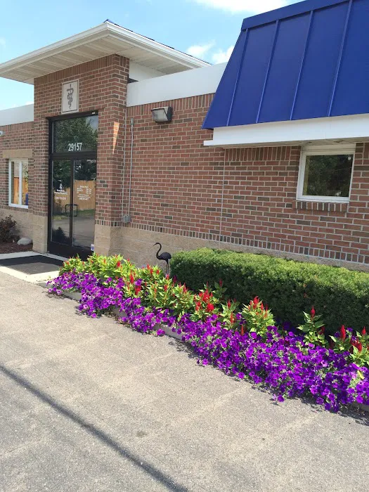 Warren Woods Veterinary Hospital Picture 3