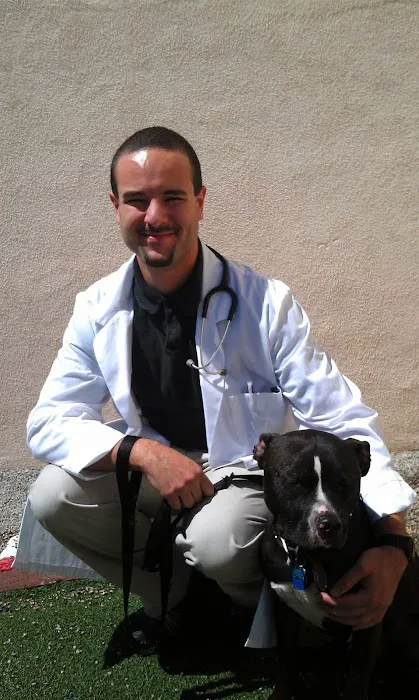 Centennial Hills Animal Hospital - Joe Lopez, DVM Picture 2