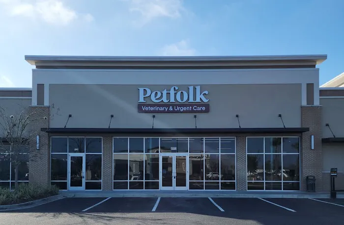 Petfolk Veterinary & Urgent Care - Southside Picture 9