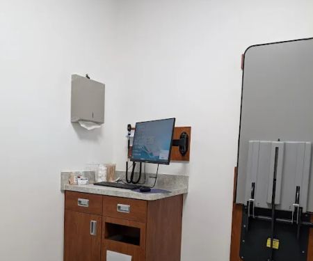 Jax Vets Affordable Animal Hospital at San Jose