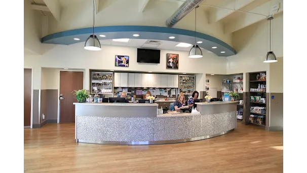 Evans East Animal Hospital Picture 3