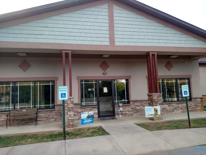 Chapin Veterinary Care Center Picture 5