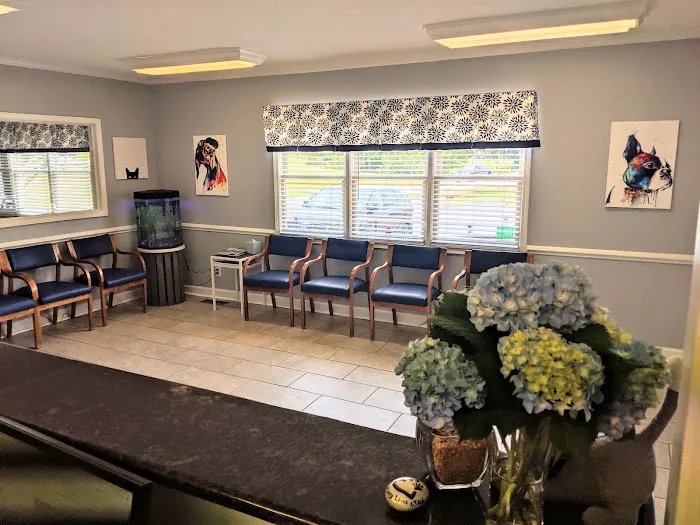 Lake Town Animal Hospital Picture 1