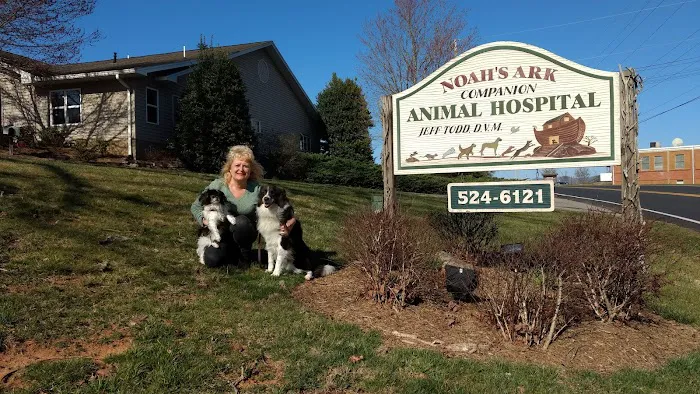 Noah's Ark Companion Animal: Todd Thomas DVM Picture 2