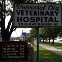 Universal City Animal Hospital ico