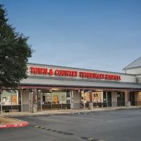 Town & Country Veterinary Hospital ico