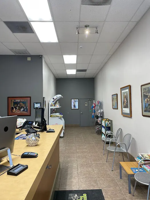 Traveling Tails Veterinary Clinic | Thousand Oaks Picture 8
