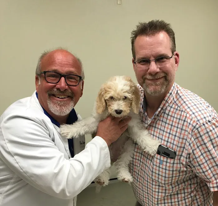 Hickory Knoll Veterinary Hospital Picture 4