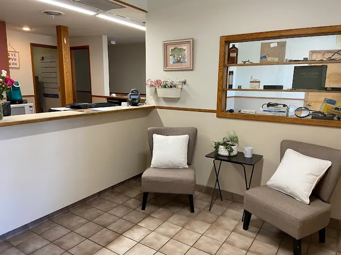 Highline Veterinary Hospital Picture 9