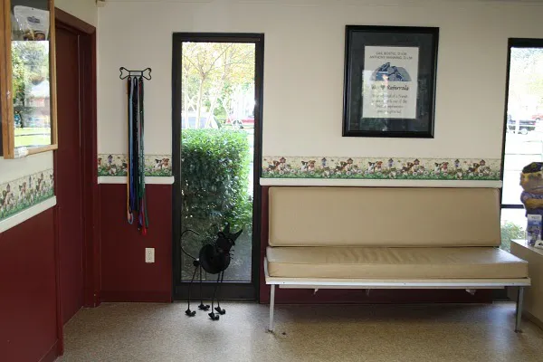 Bostic Veterinary Hospital Picture 2