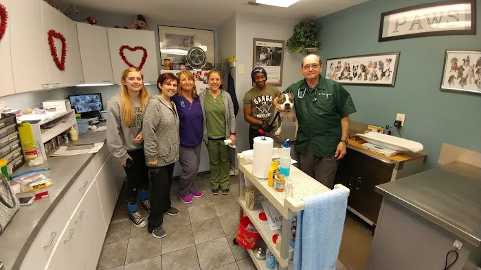PAWS Clinic Picture 1