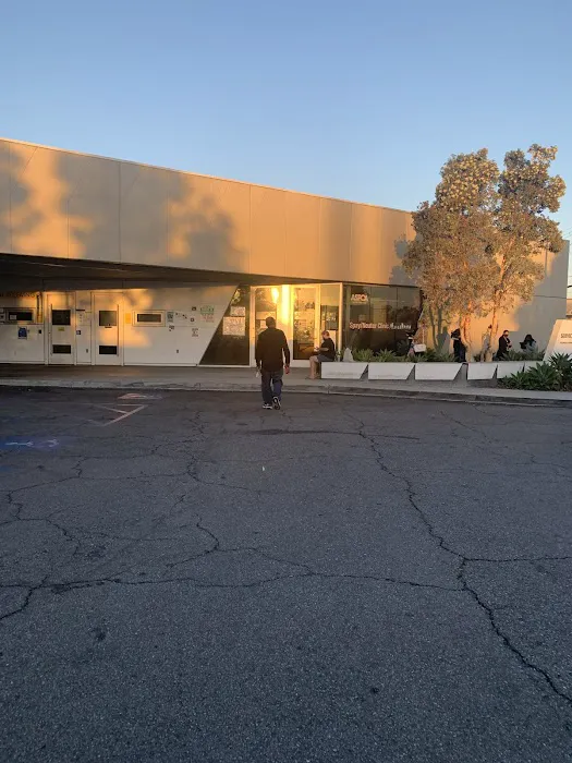 The ASPCA Los Angeles Spay/Neuter Clinic Picture 2