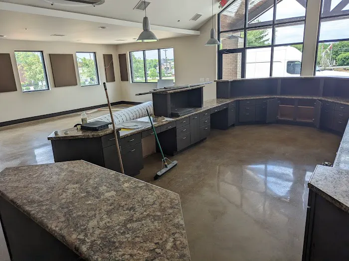 New Shackle Island Veterinary Hospital Picture 3
