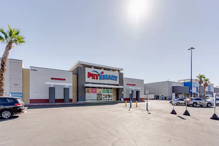 PetSmart Veterinary Services - W Las Vegas (Ft Apache) Picture 4