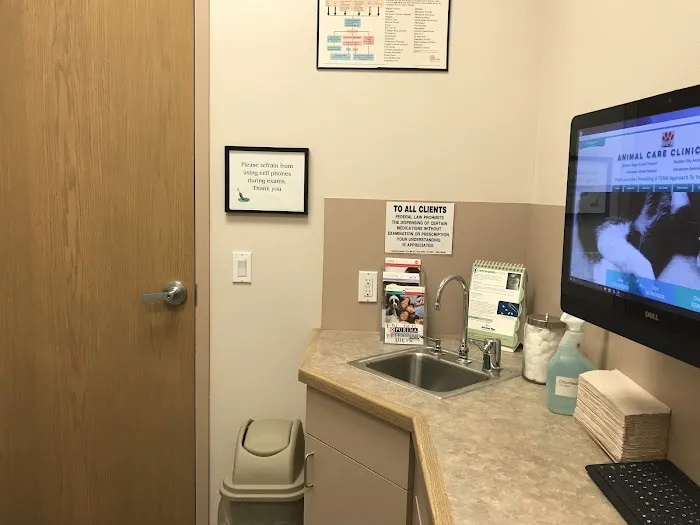 Stephanie Animal Hospital Picture 6