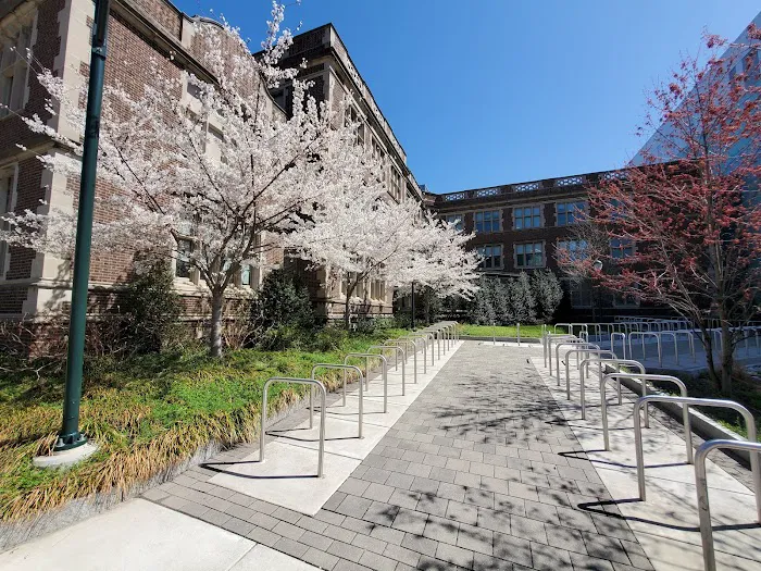 University of Pennsylvania School of Veterinary Medicine Picture 3